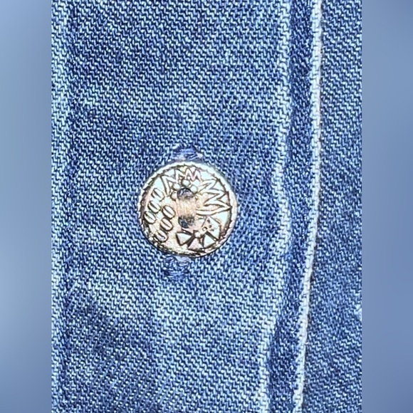 Vintage VICTORIA JONES Womens Dark Wash Denim Long Sleeve Shirt Embroidered - Picture 5 of 10